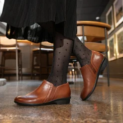 Dansko Cheryl>Women Boots & Booties