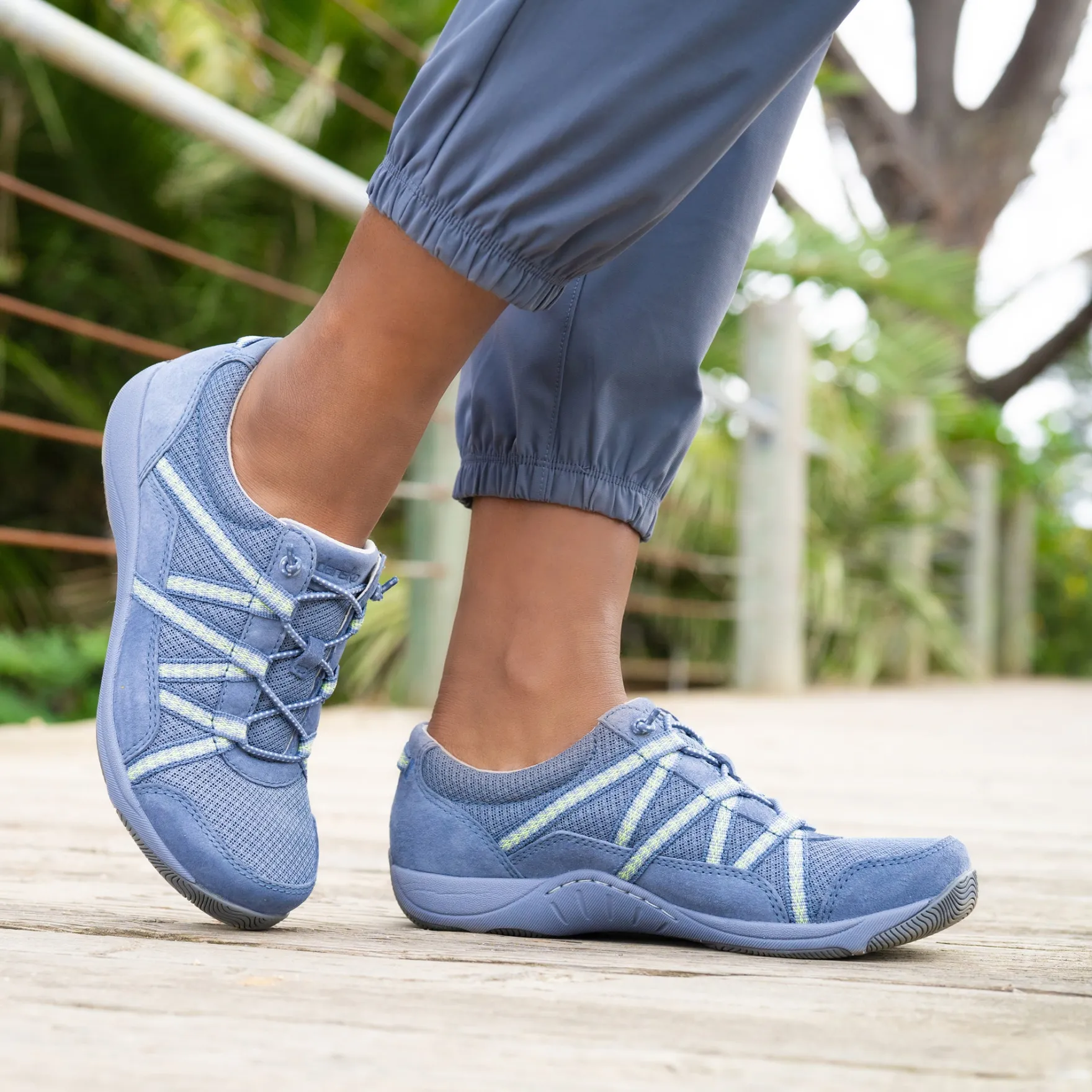Dansko Harlyn>Women Sneakers & Outdoor