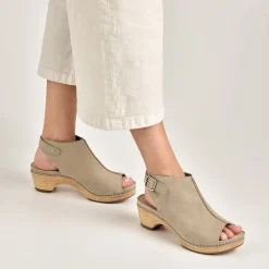 Dansko Lizzy>Women Sandals|Heels