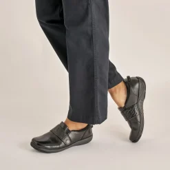 Dansko Sallie>Women Sneakers & Outdoor