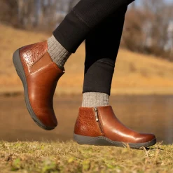 Dansko Sherry>Women Boots & Booties