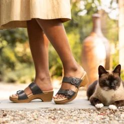 Dansko Sophie><noscript><img width=