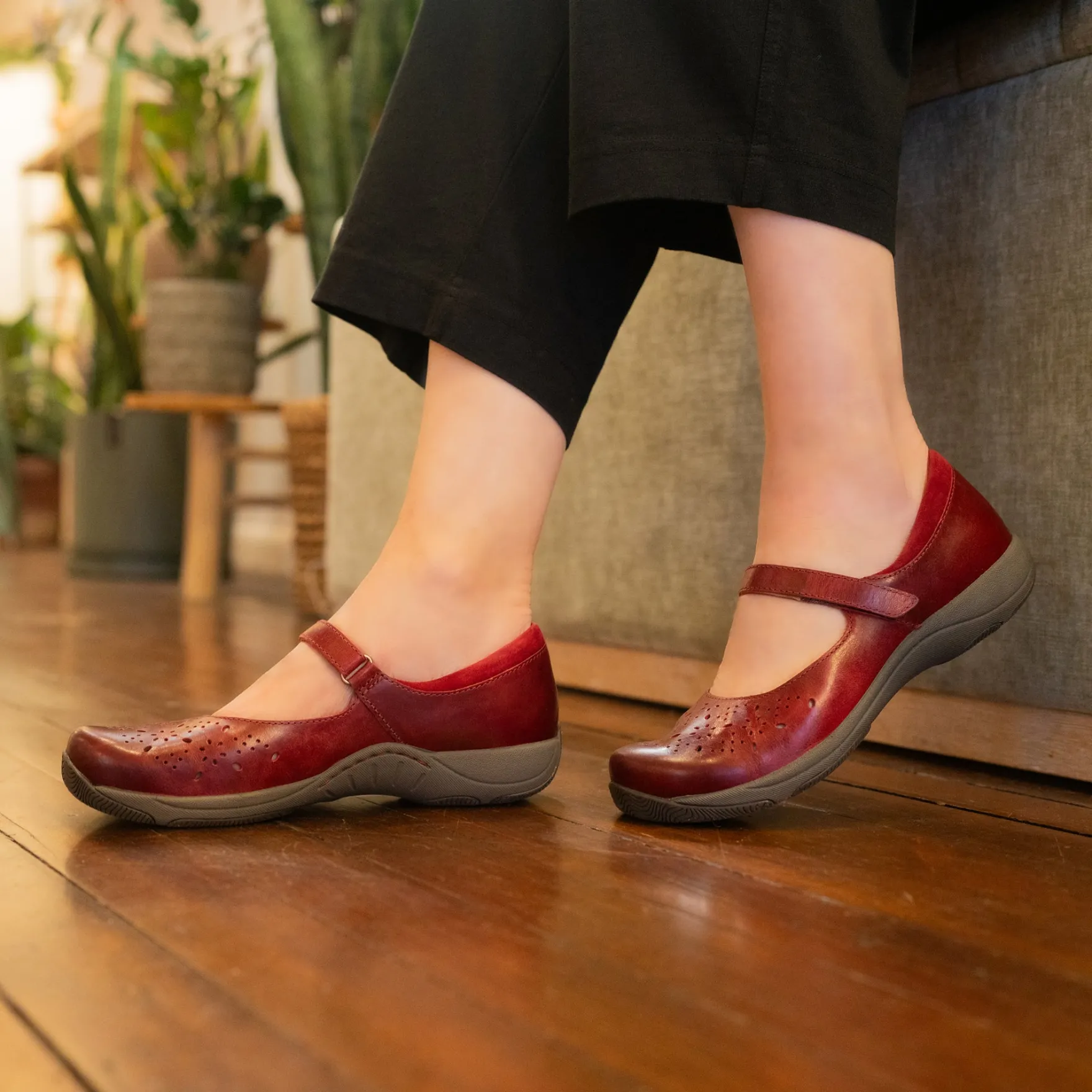 Dansko Stacy Wide>Women Wide|Mary Janes