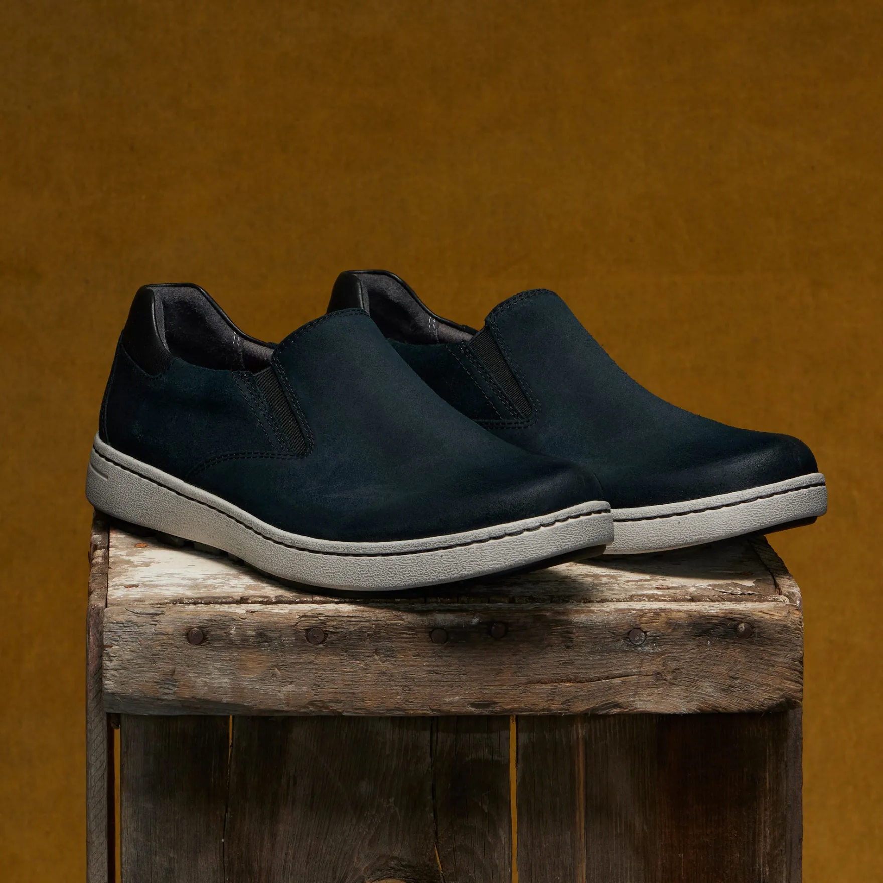 Dansko Trent> Loafers / Slip-Ons