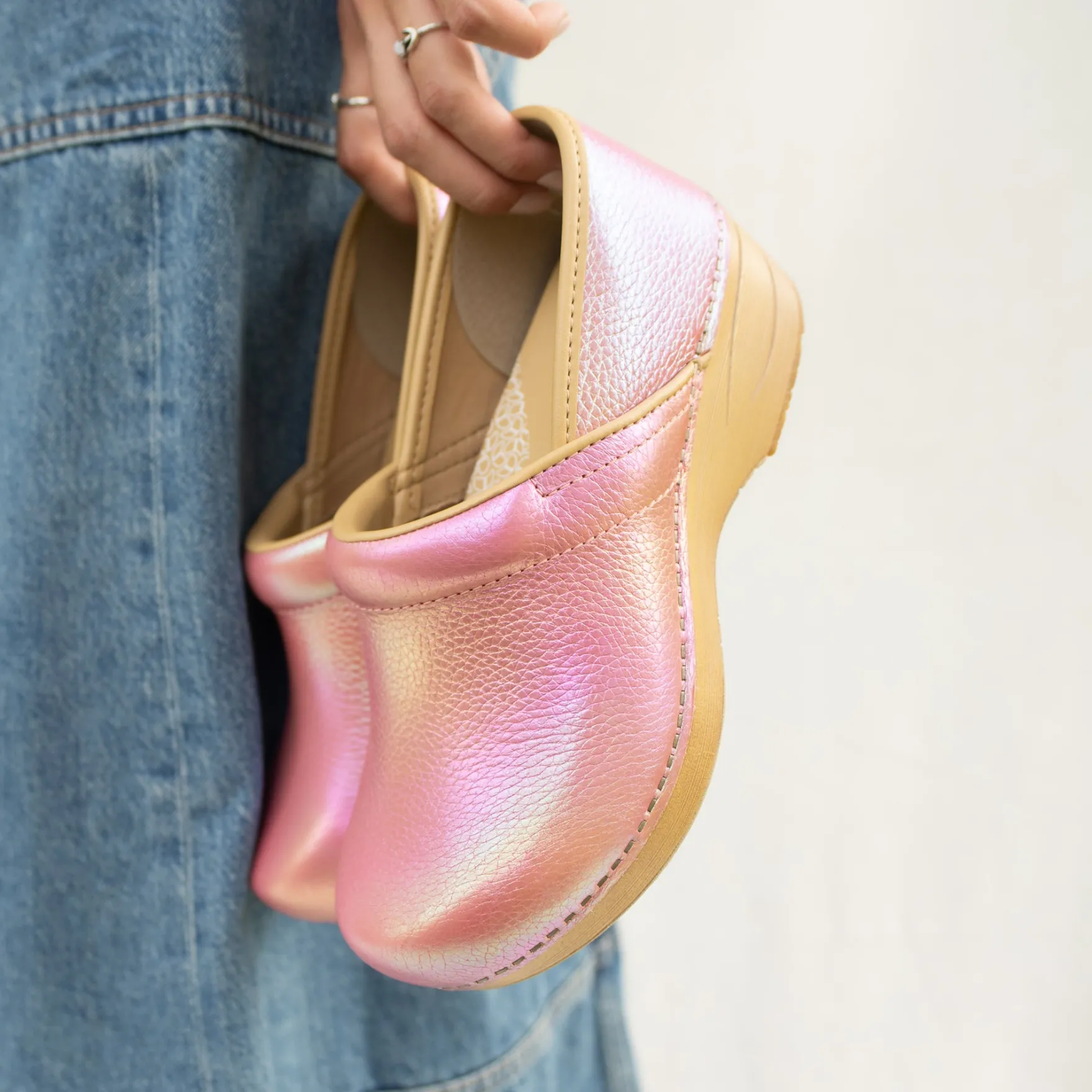 Dansko XP 2.0>Women Clogs